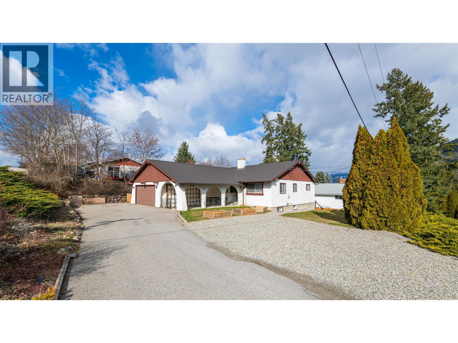 703 11TH AVENUE N - 30