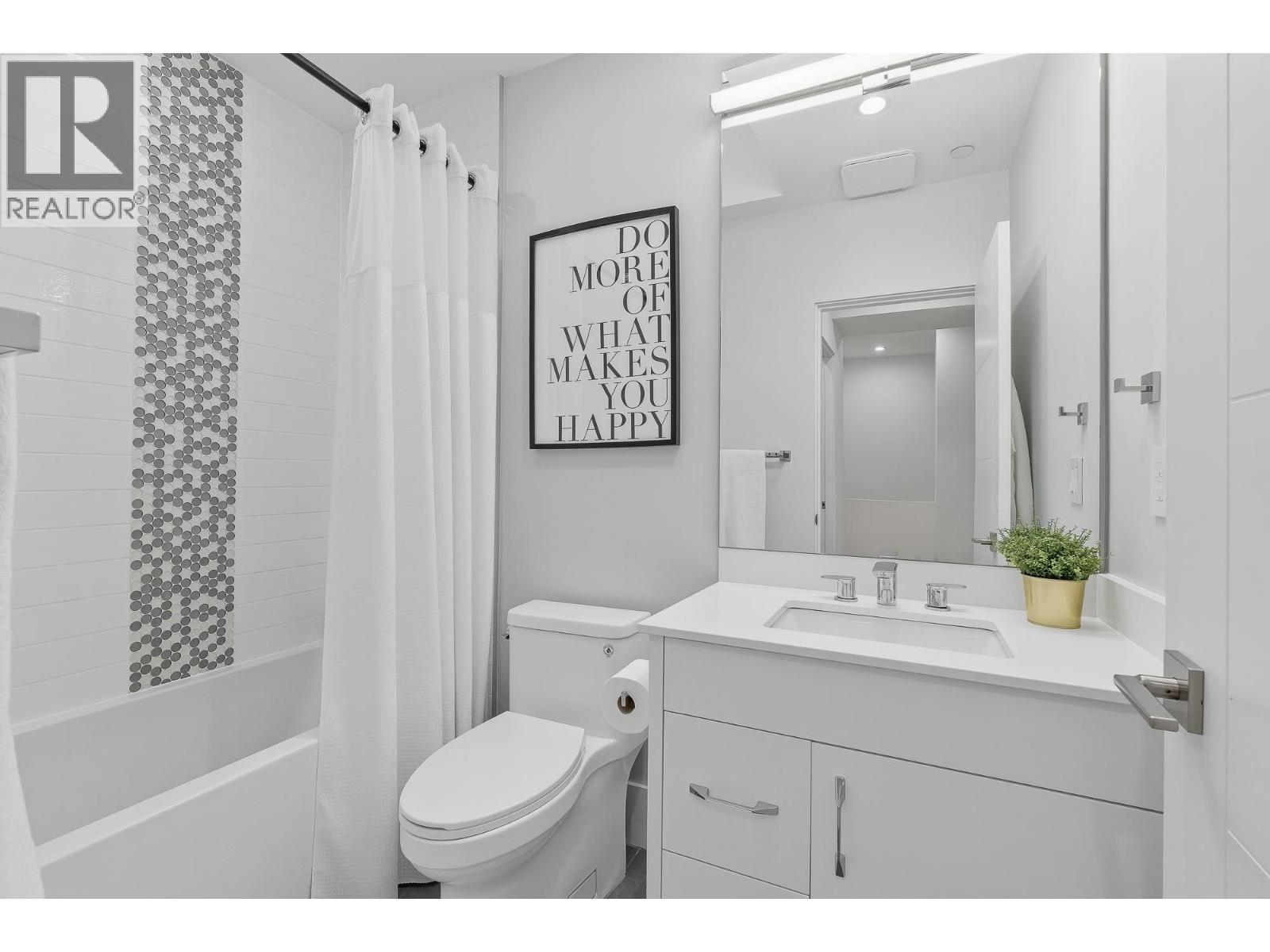 5 GLENMORE DRIVE, West Vancouver