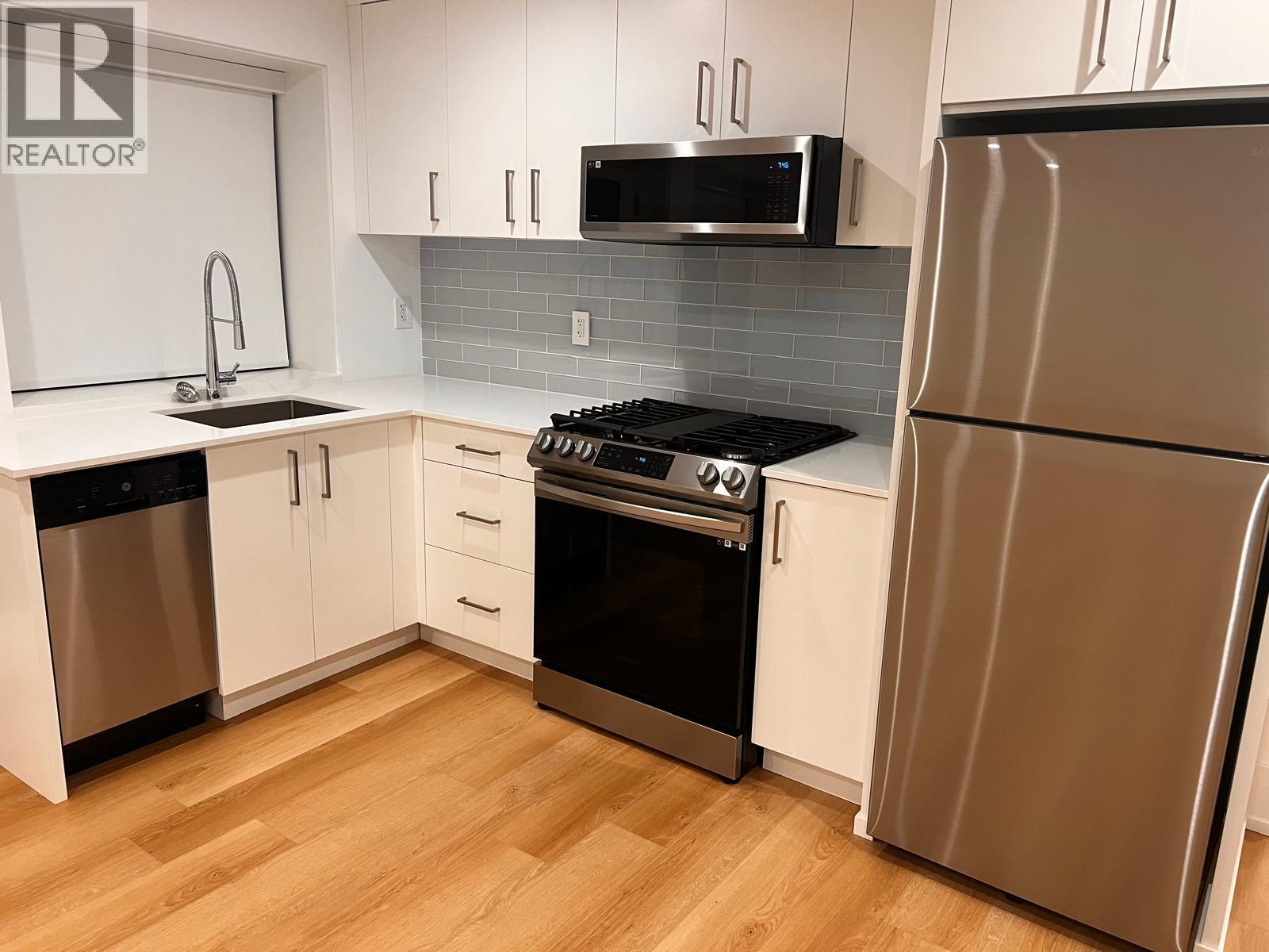 5 GLENMORE DRIVE, West Vancouver