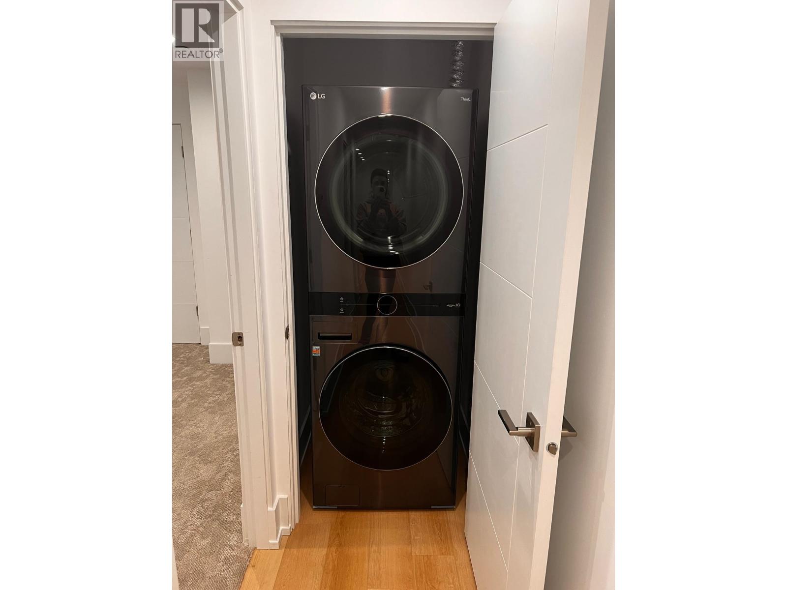 5 GLENMORE DRIVE, West Vancouver