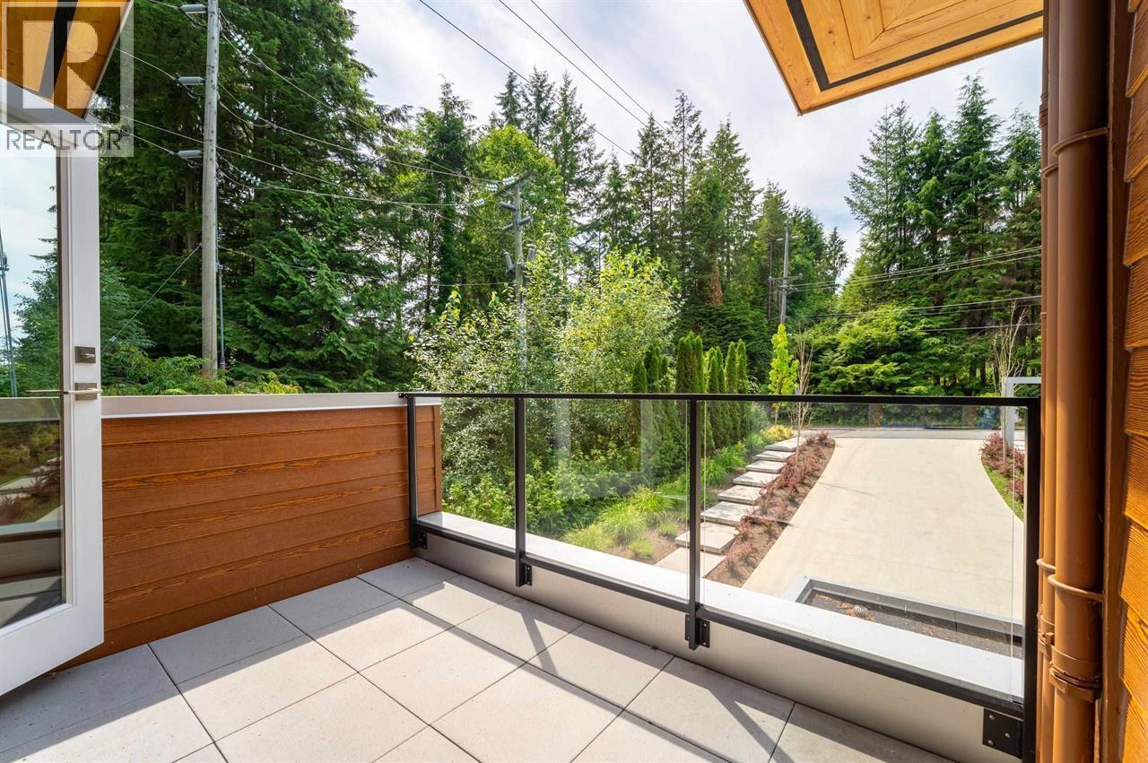 5 GLENMORE DRIVE, West Vancouver