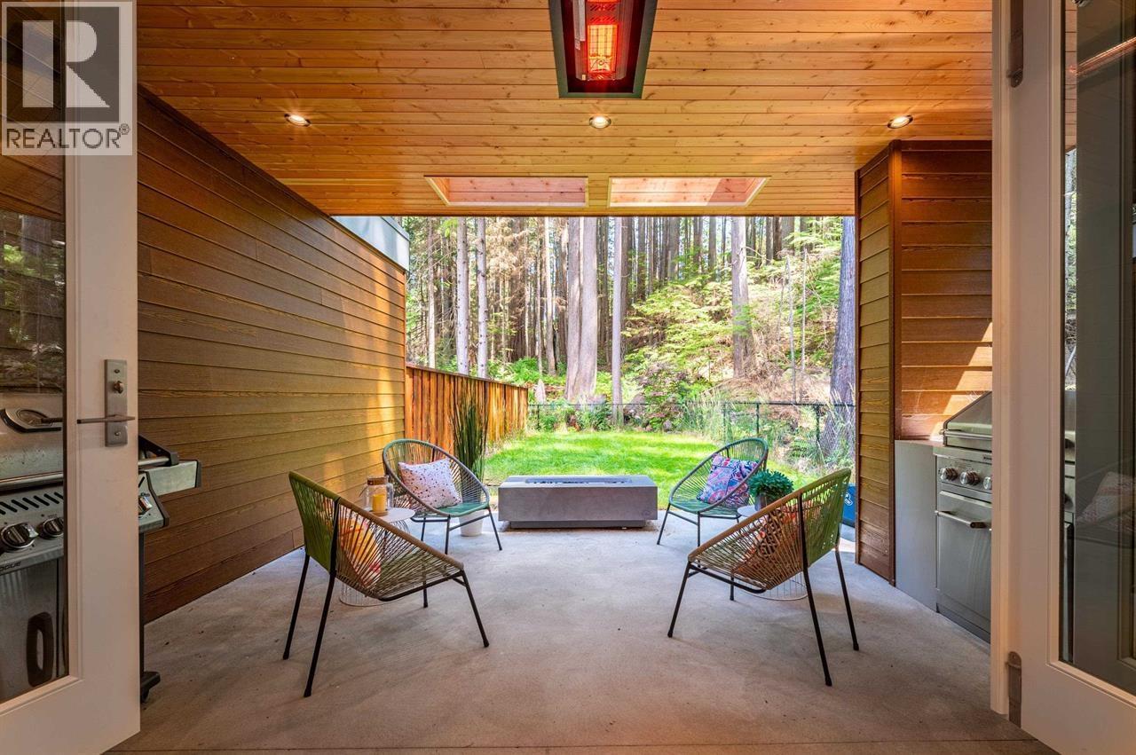 5 GLENMORE DRIVE, West Vancouver