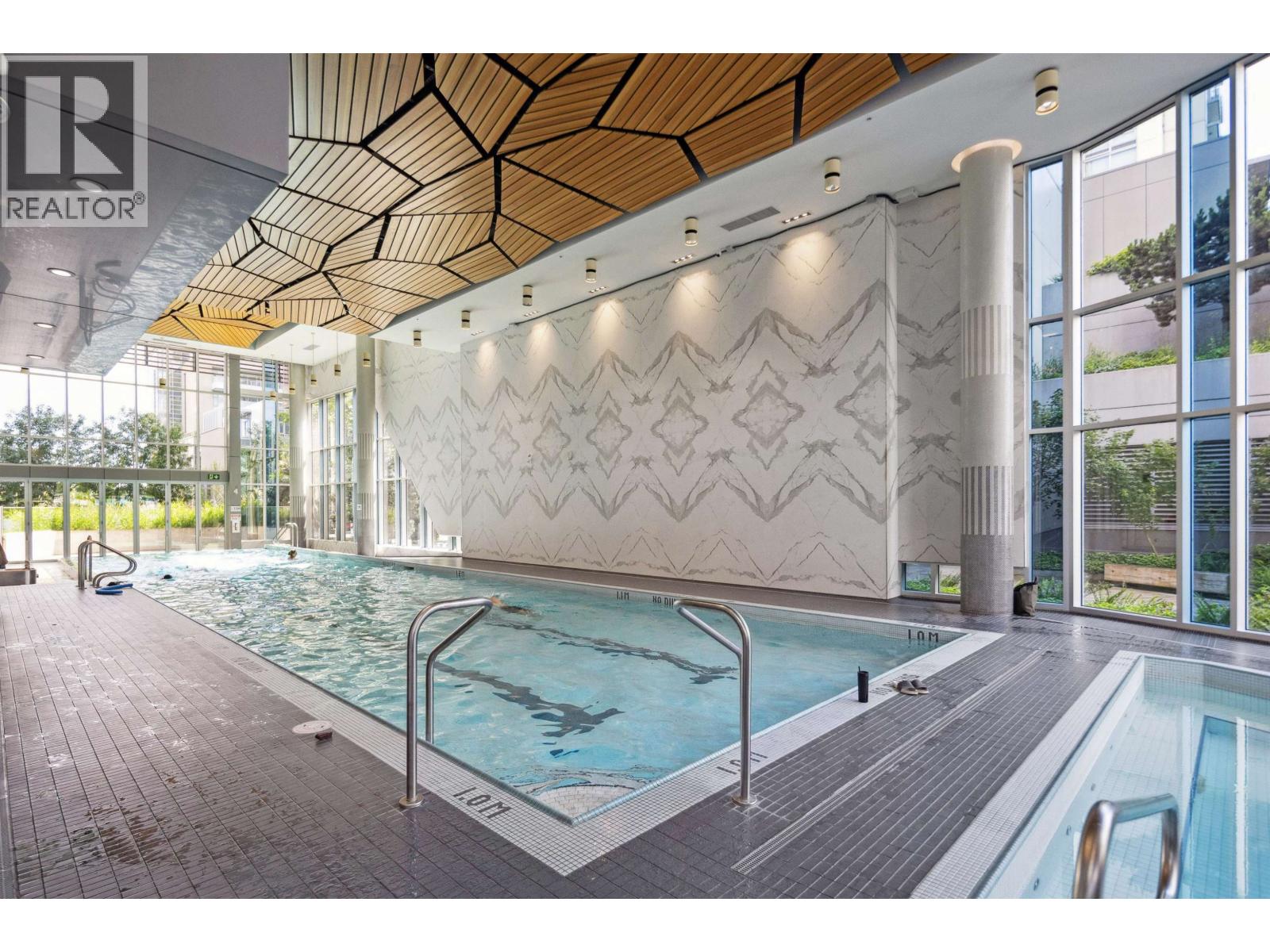 1203 1500 FERN STREET, North Vancouver