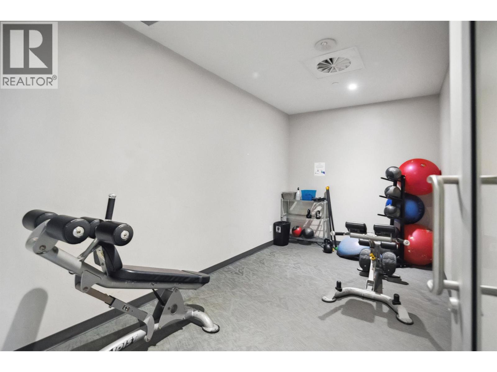 1203 1500 FERN STREET, North Vancouver