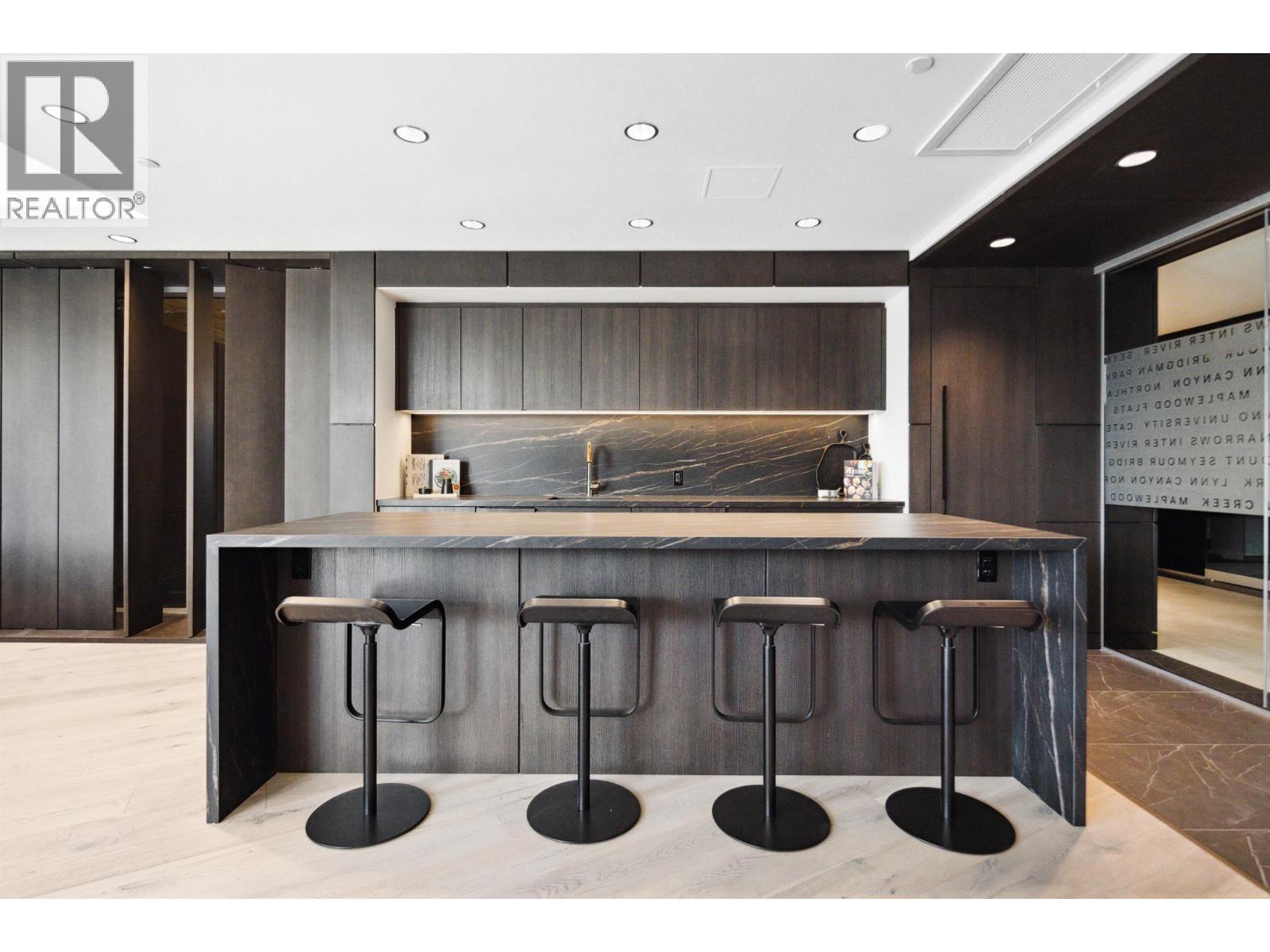 1203 1500 FERN STREET, North Vancouver