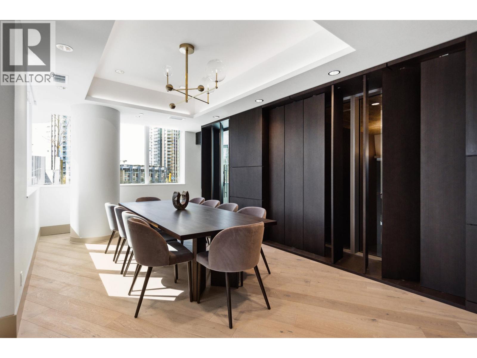 1203 1500 FERN STREET, North Vancouver