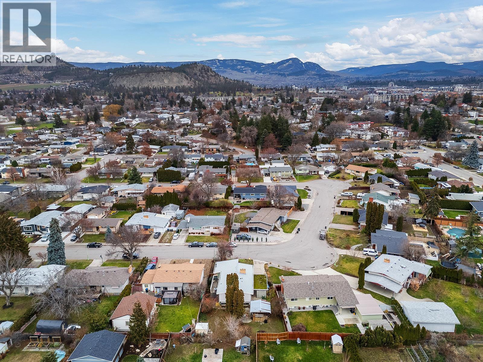 1424 Lombardy Square, Kelowna