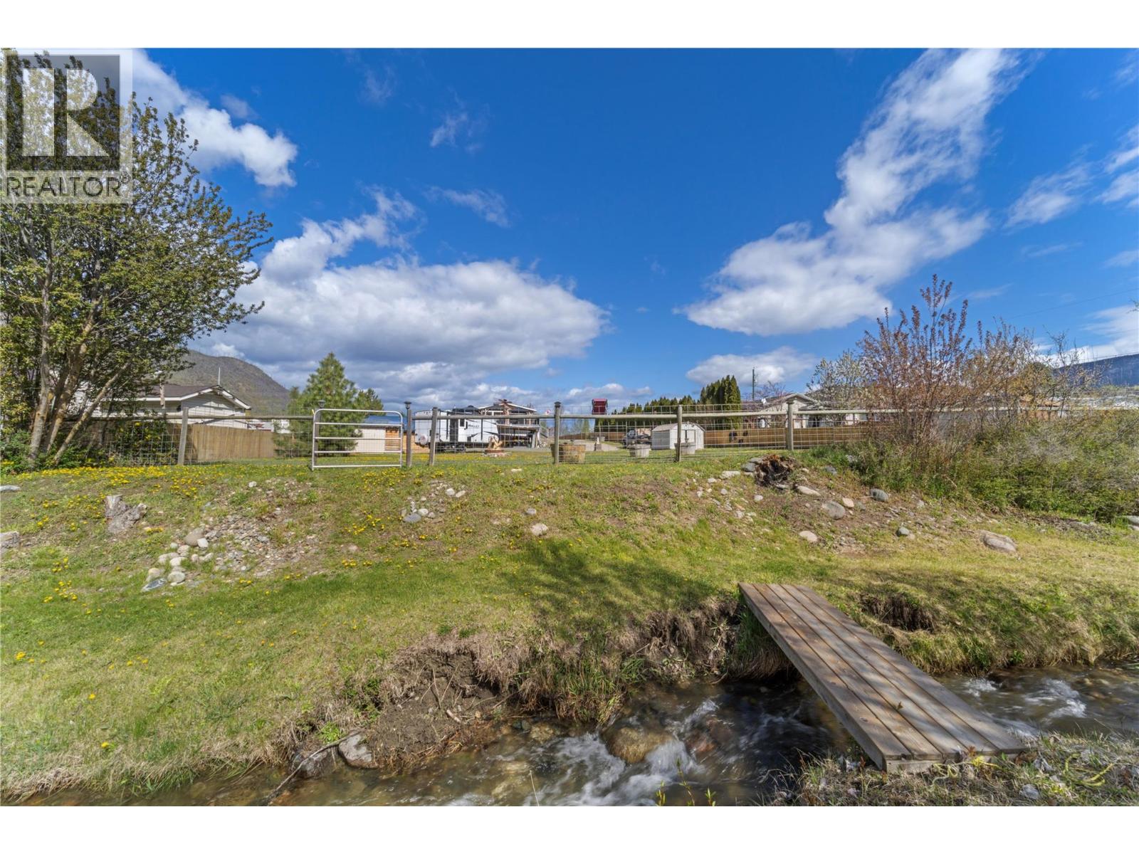 3710 LOUIS CREEK Road, Barriere