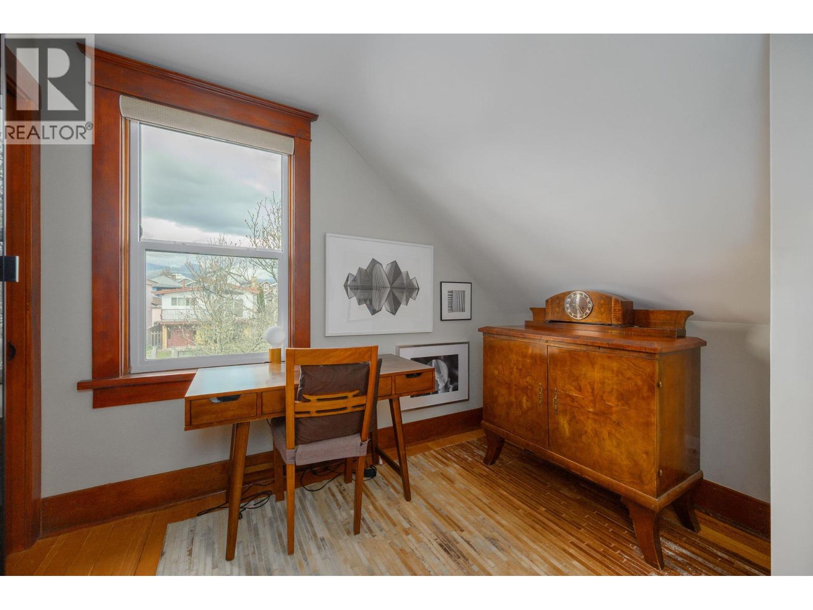 2834 E GEORGIA STREET, Vancouver