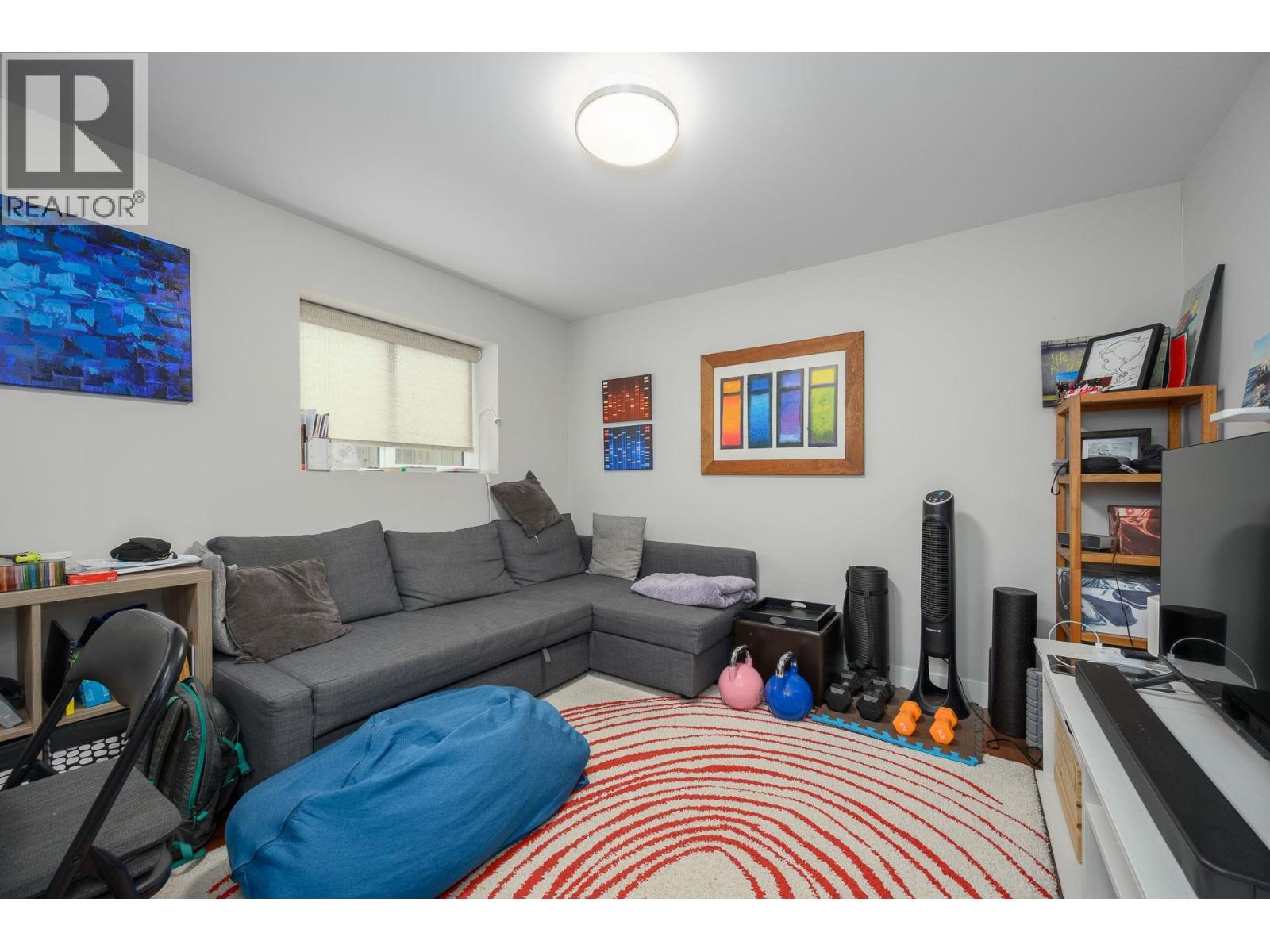 2834 E GEORGIA STREET, Vancouver