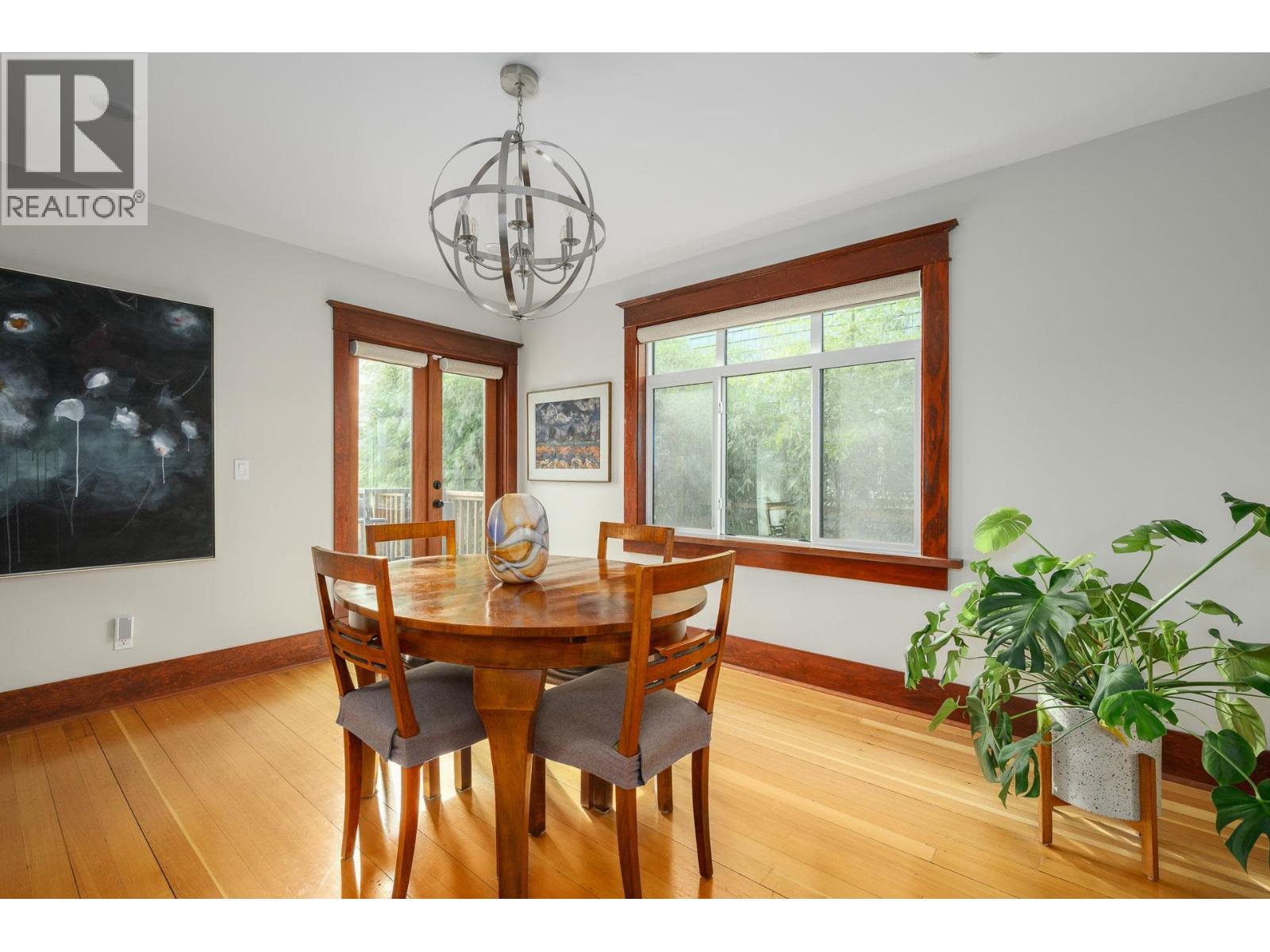 2834 E GEORGIA STREET, Vancouver