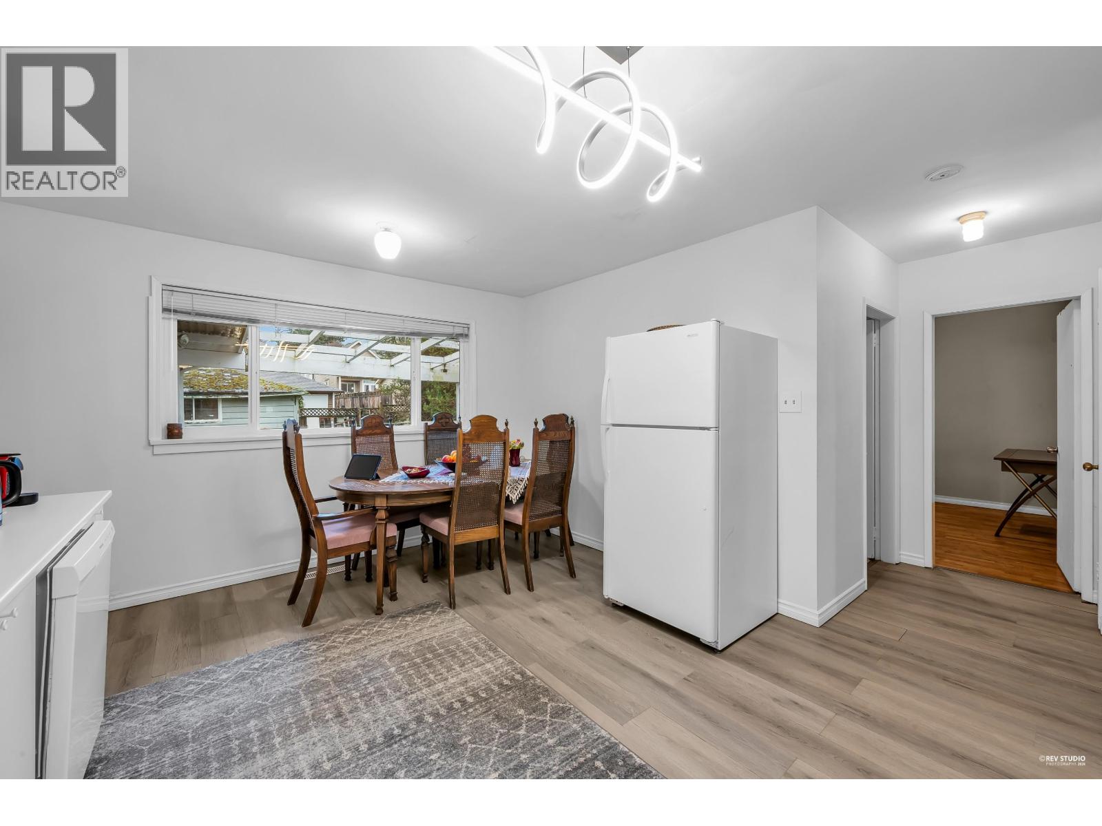 450 W 15TH STREET, North Vancouver