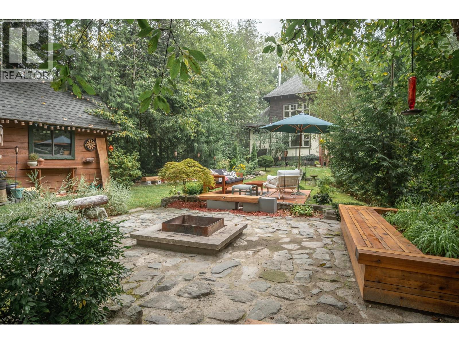 41645 GOVERNMENT ROAD, Squamish