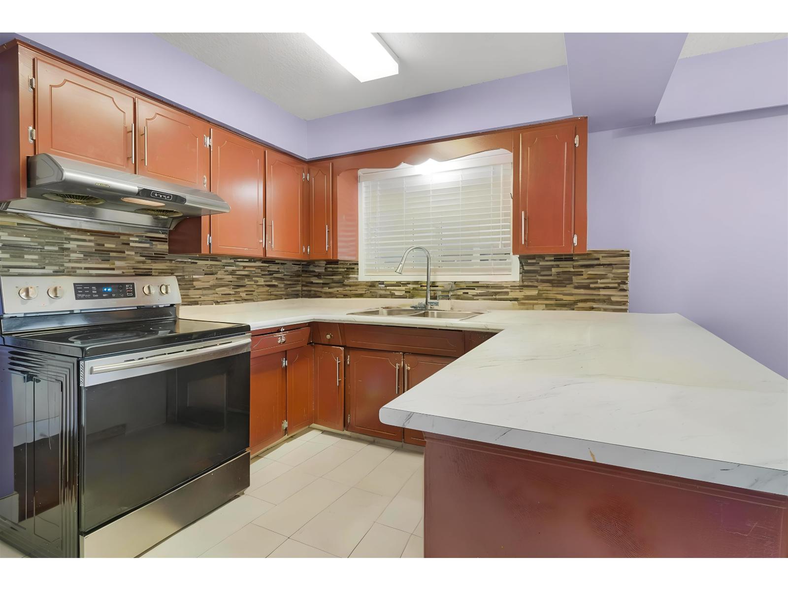 33405 GEORGE FERGUSON WAY, Abbotsford