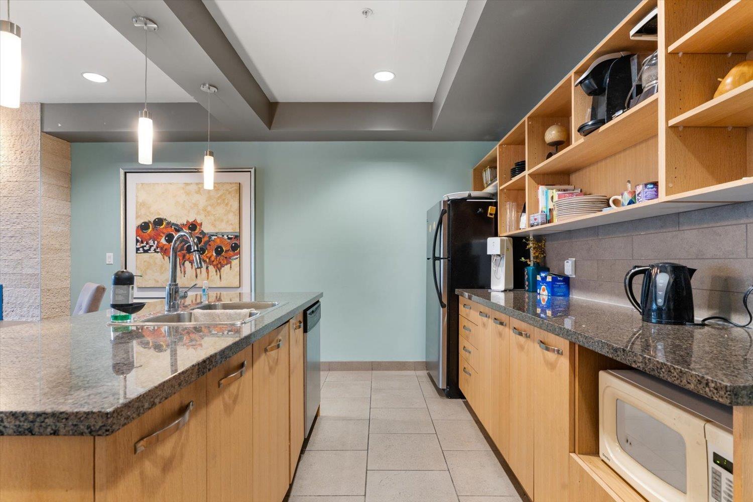 405 1975 MCCALLUM ROAD, Abbotsford