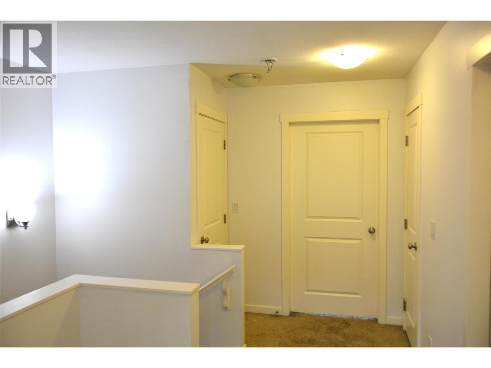 #25 2860 VALLEYVIEW DRIVE - 21