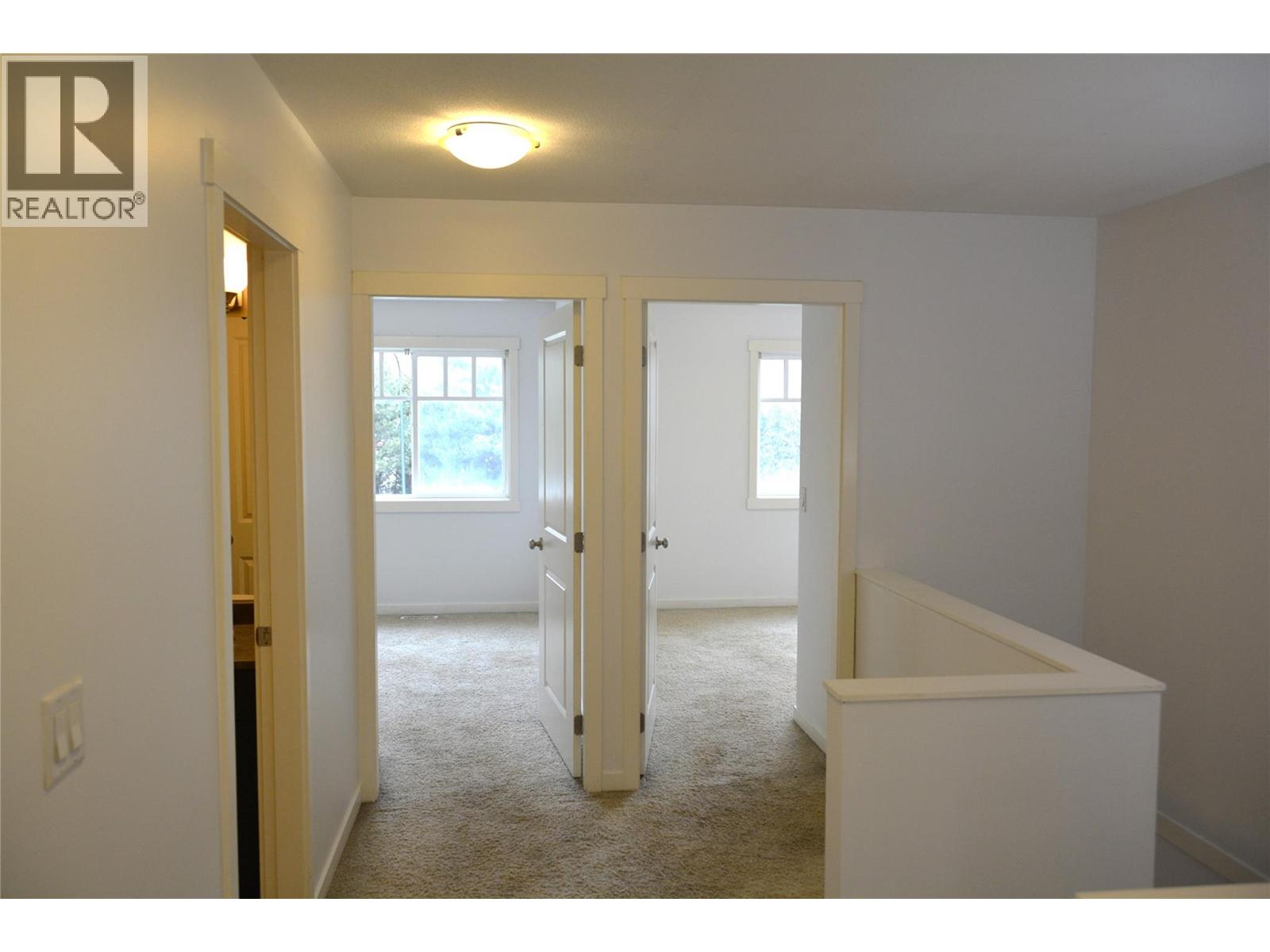 #25 2860 VALLEYVIEW DRIVE - 19