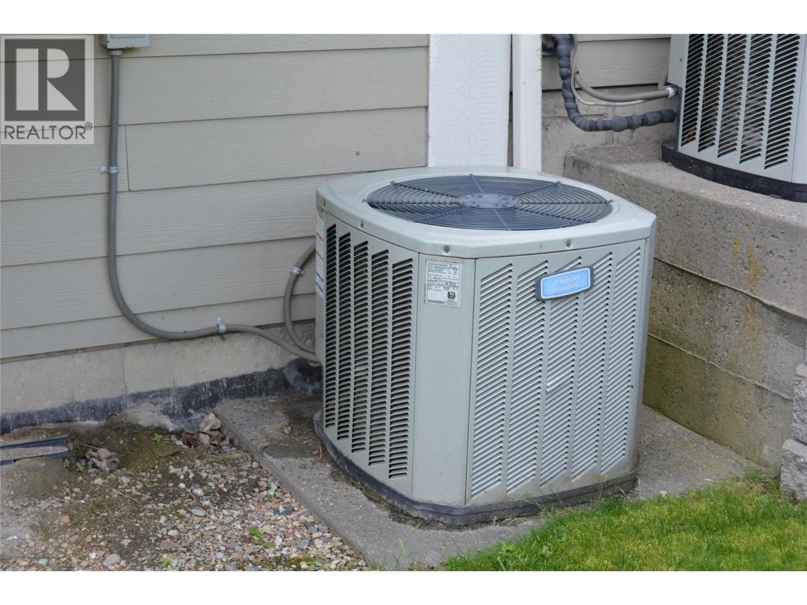 #25 2860 VALLEYVIEW DRIVE - Image 3