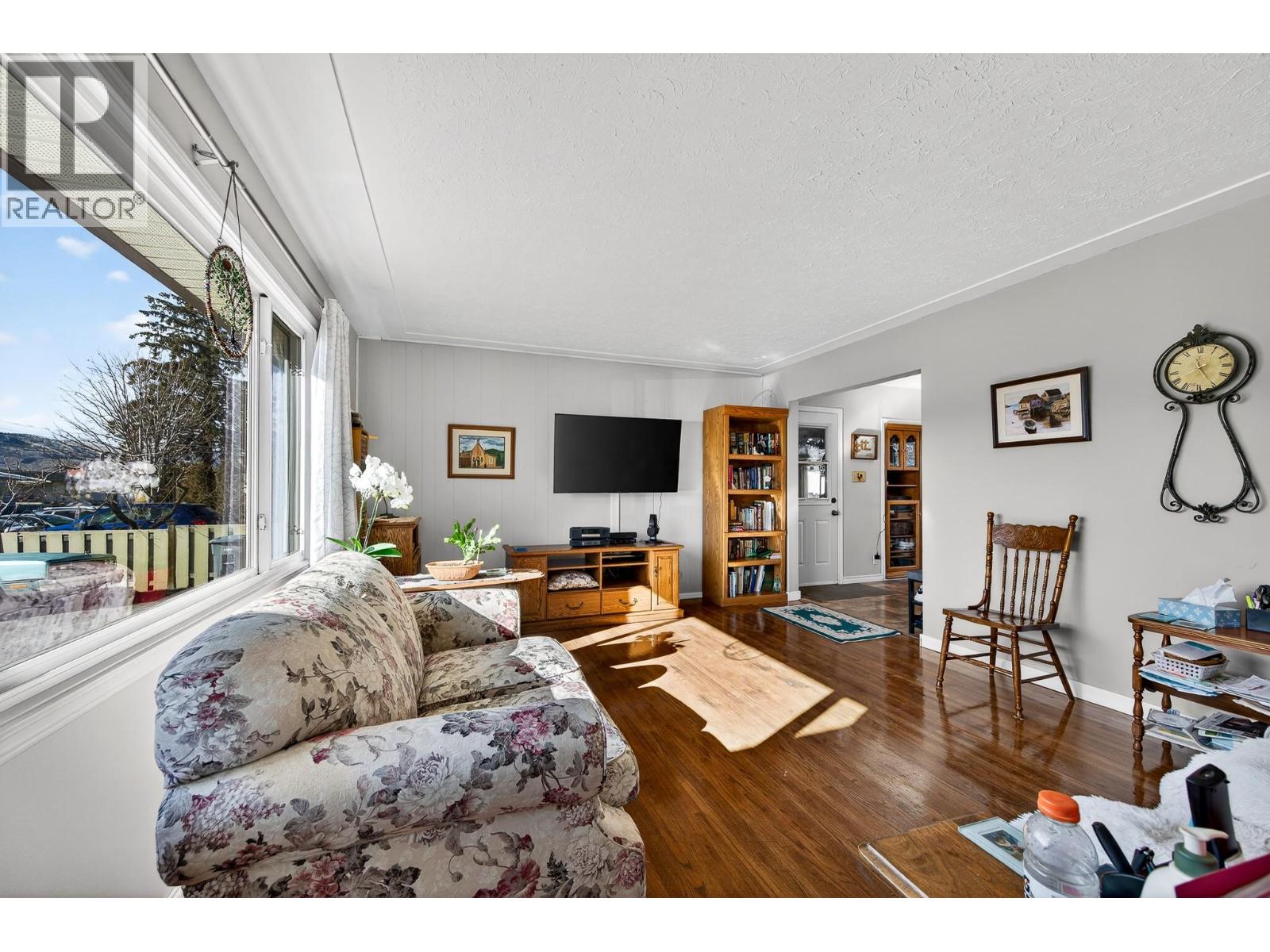 838 Lethbridge Avenue, Kamloops