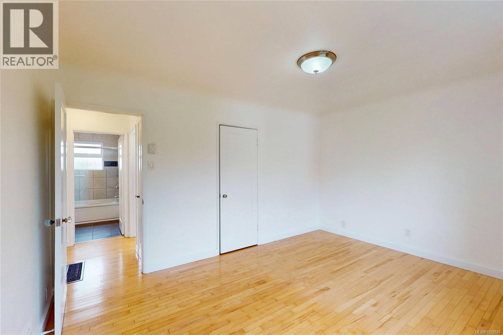  3876 Carey Road, Saanich