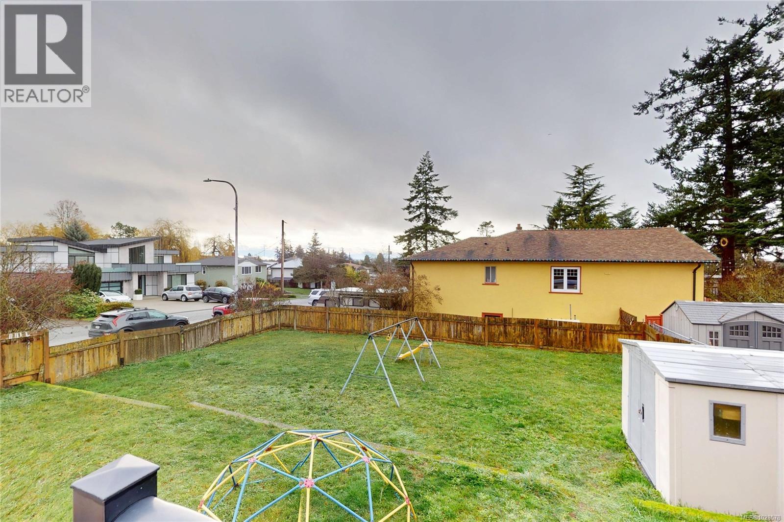  3876 Carey Road, Saanich