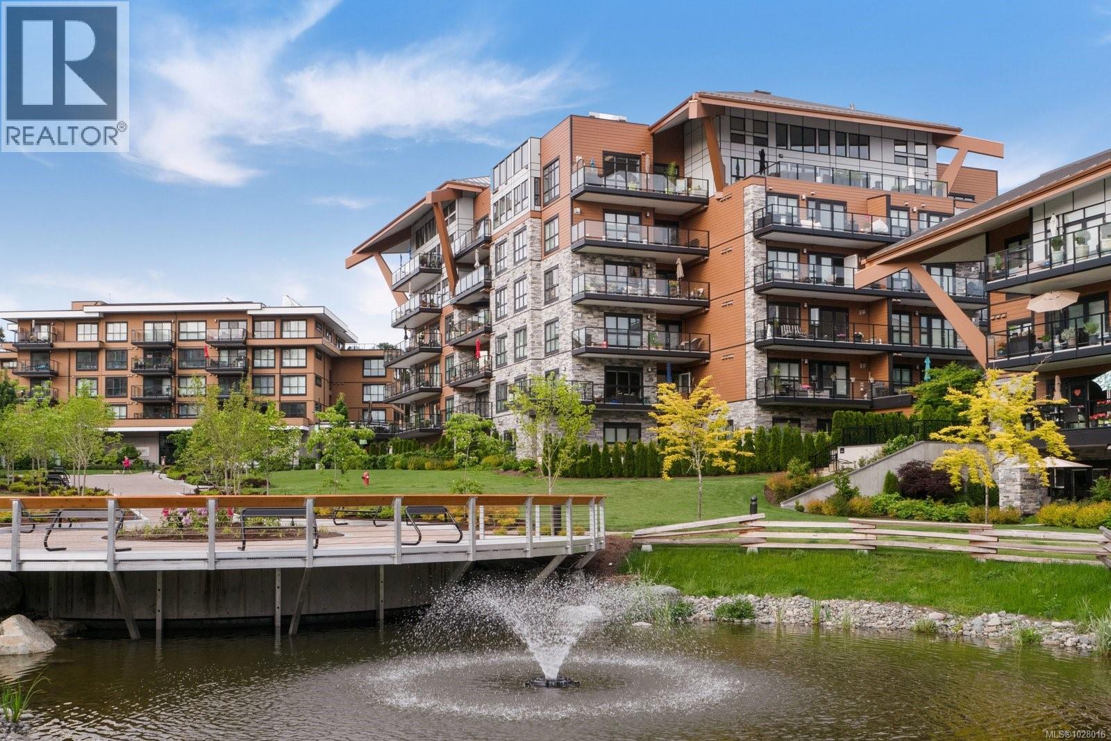 Single Family House for Sale in   Travino Lane Travino Saanich 