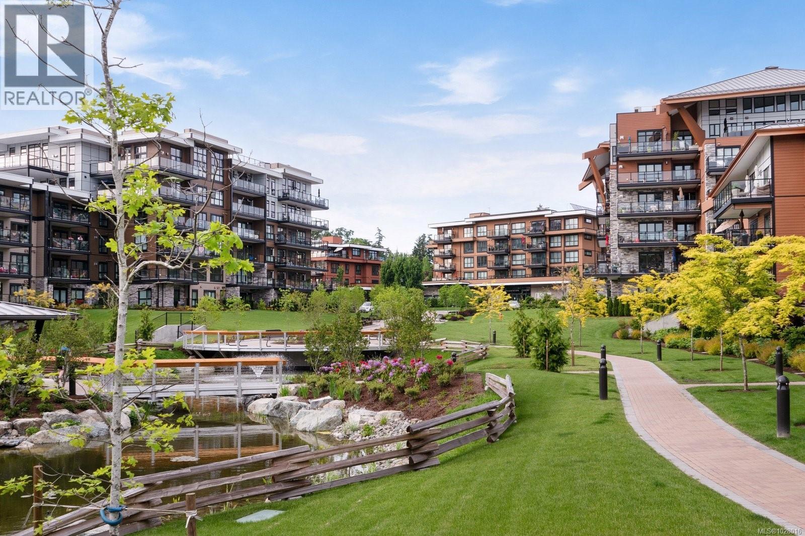 Single Family House for Sale in   Travino Lane Travino Saanich 