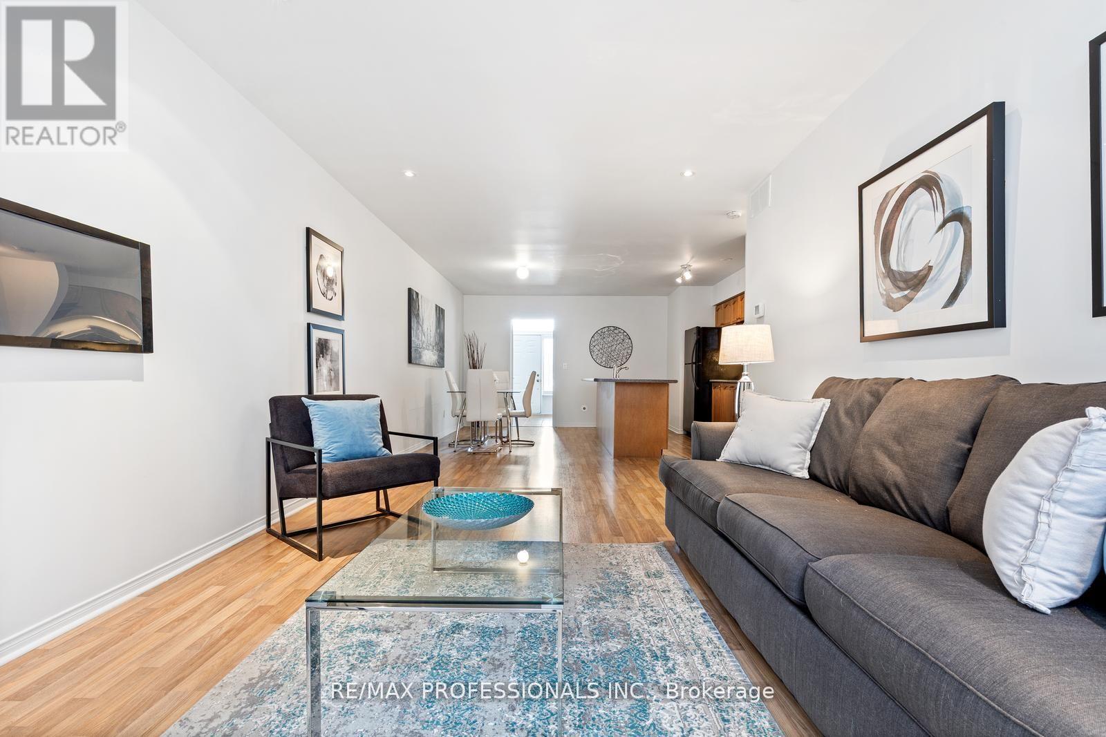 #104 3400 LAKE SHORE BOULEVARD W - 16