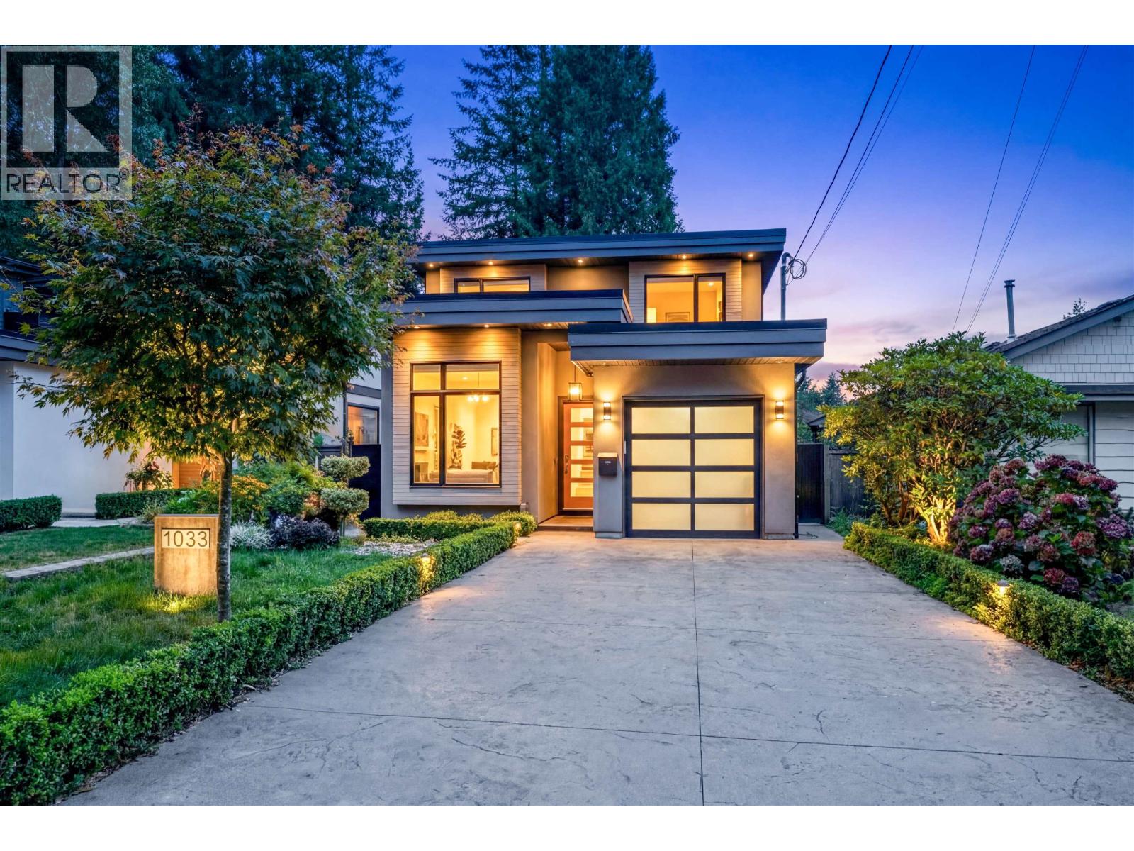 1033 PROSPECT AVENUE, North Vancouver