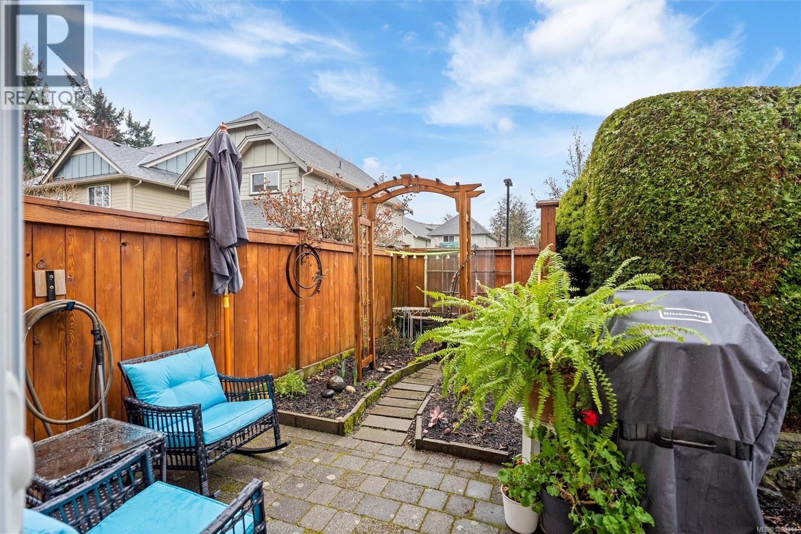 #13 2210 SOOKE RD - 29