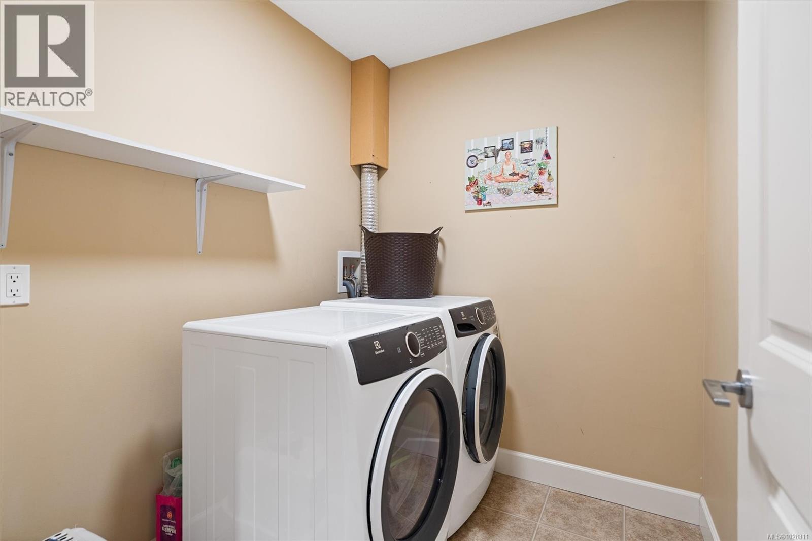 #13 2210 SOOKE RD - 20