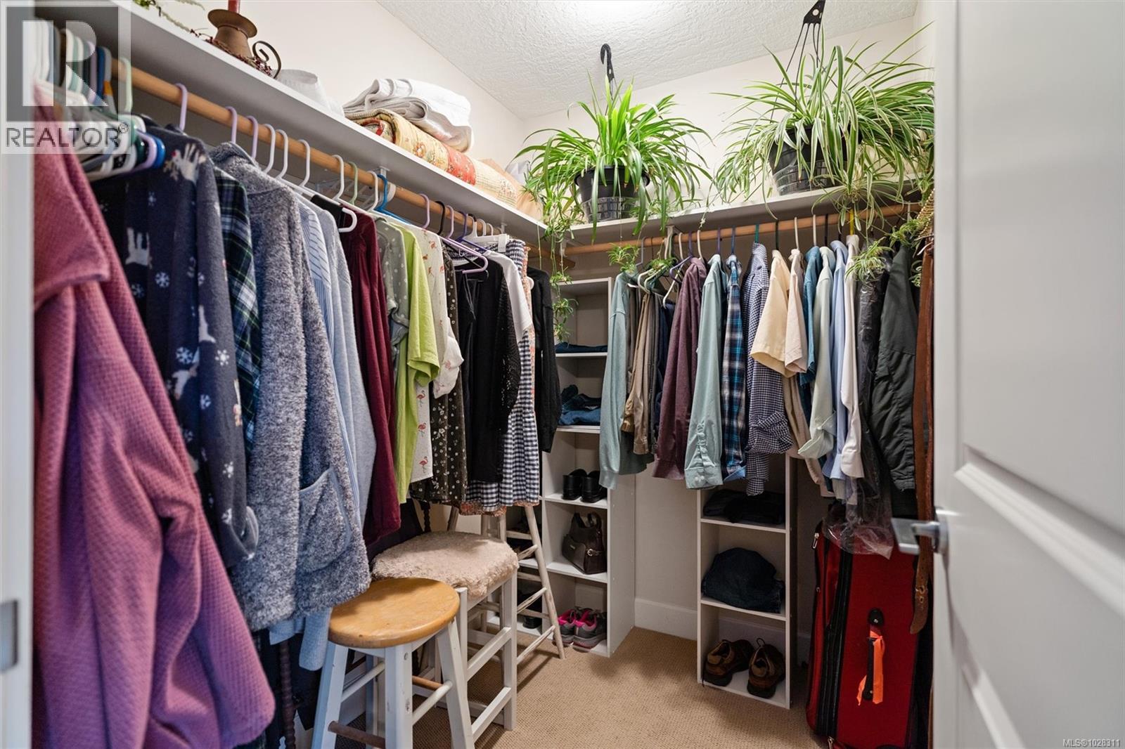 #13 2210 SOOKE RD - 23