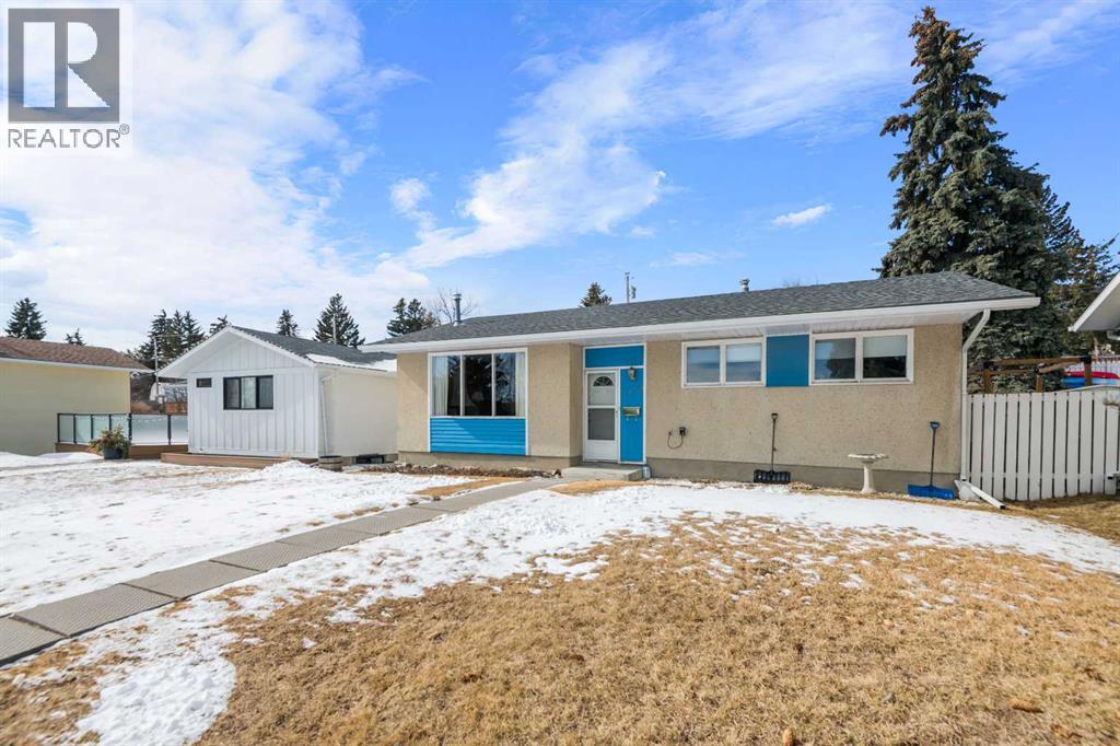 Single Family House Bungalow for Sale in  Nemiskam Road NW North Haven Calgary 