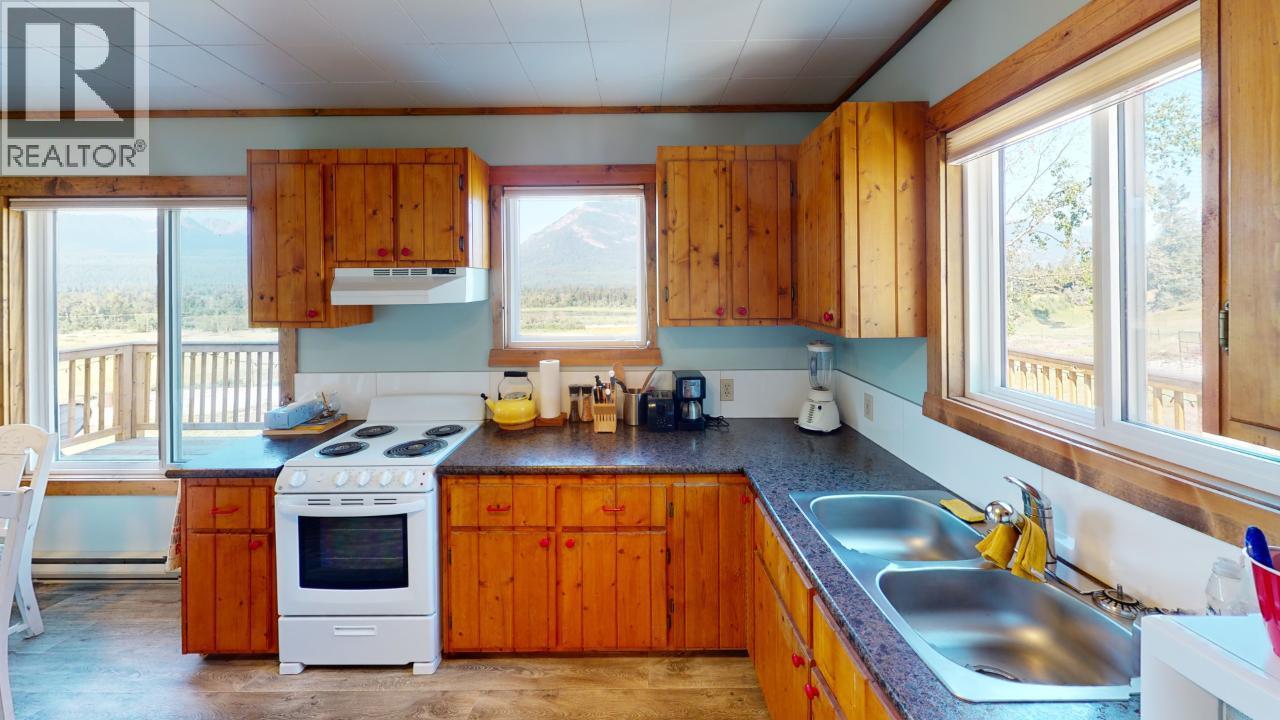 726 95 Highway - 31