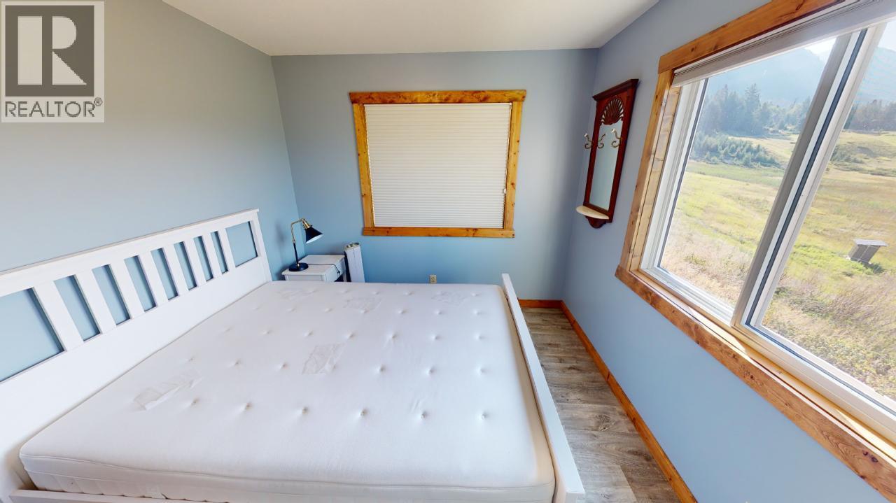 726 95 Highway, Spillimacheen