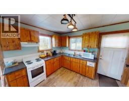 726 95 Highway, Spillimacheen, BC V0A1M0 Photo 29