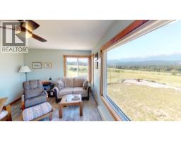 726 95 Highway, Spillimacheen, BC V0A1M0 Photo 37
