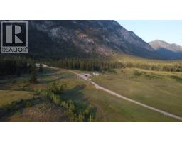 726 95 Highway, Spillimacheen, BC V0A1M0 Photo 54