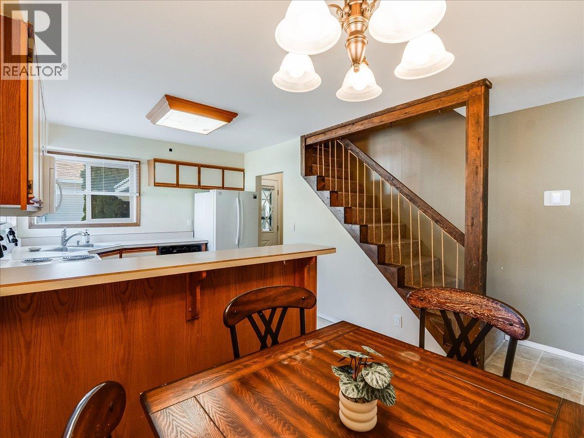 895 9th Avenue, Montrose