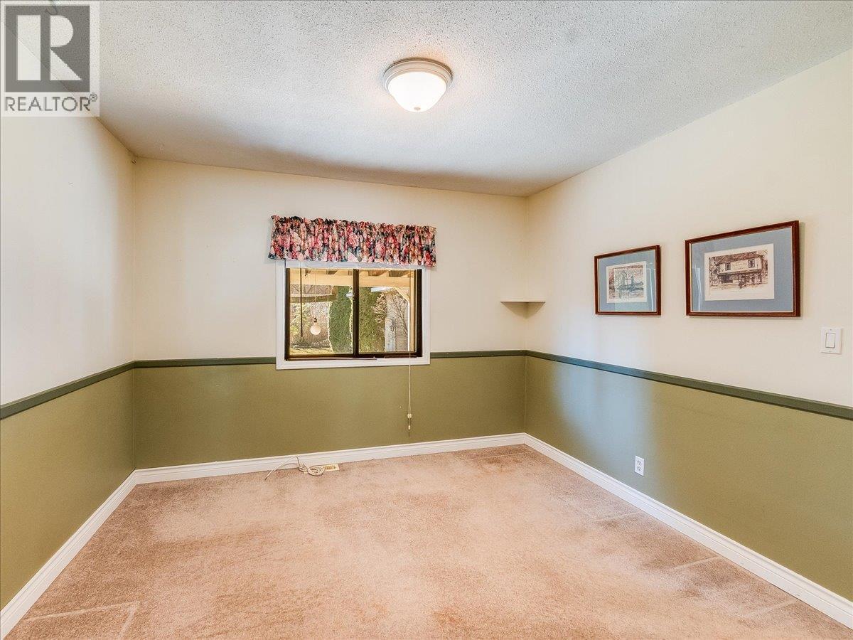 895 9th Avenue, Montrose