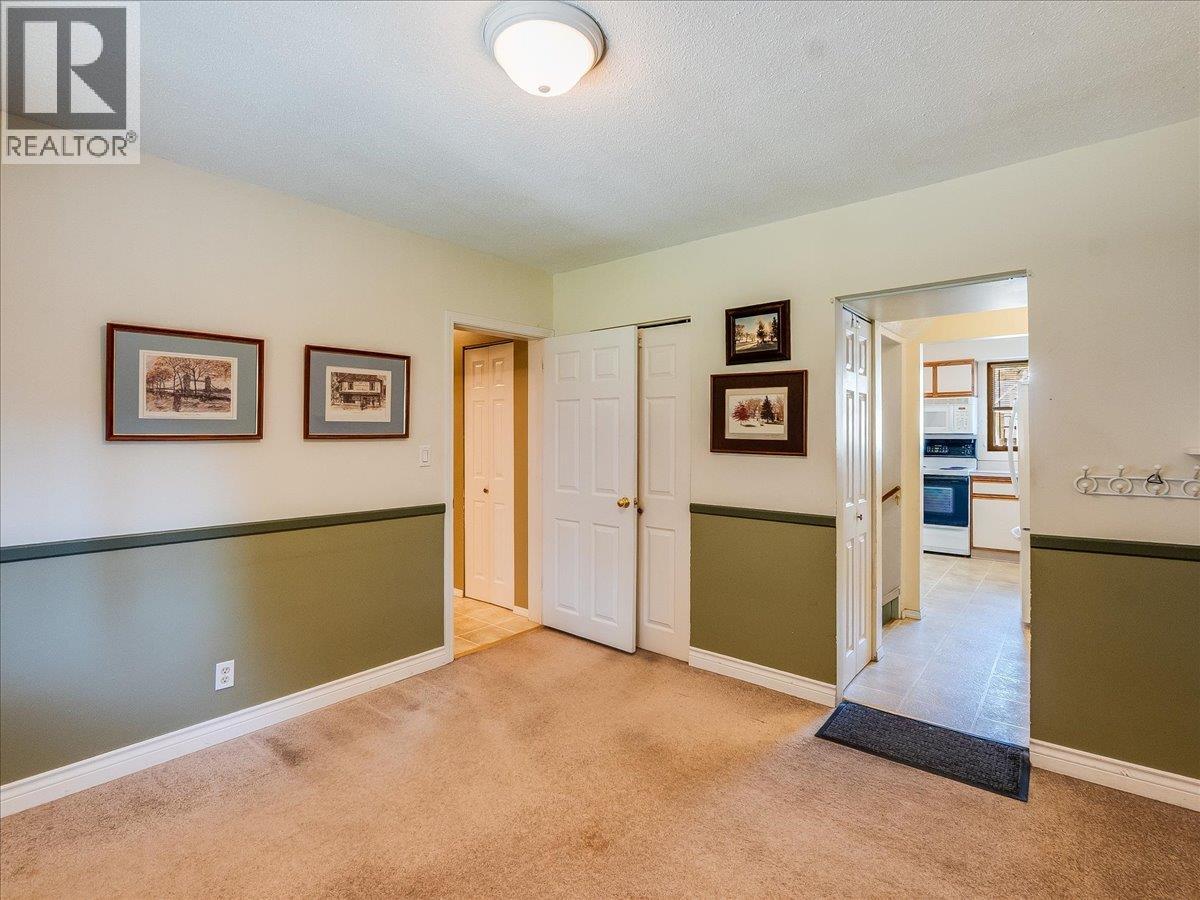 895 9th Avenue, Montrose