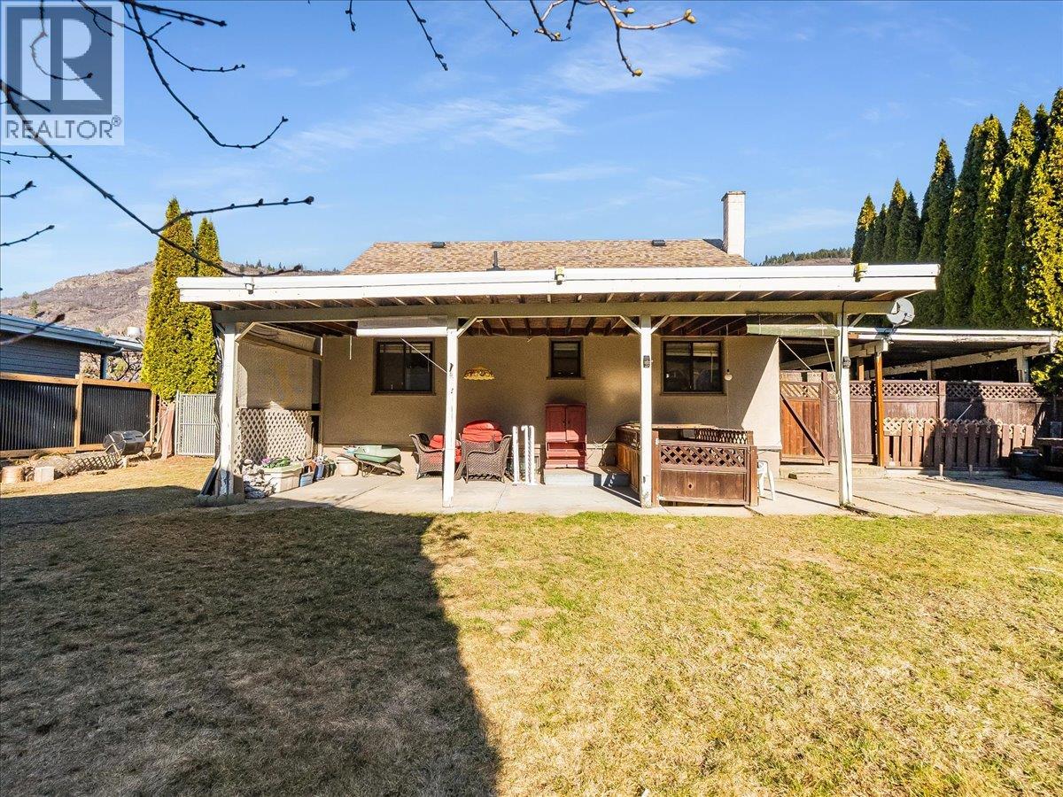 895 9th Avenue, Montrose