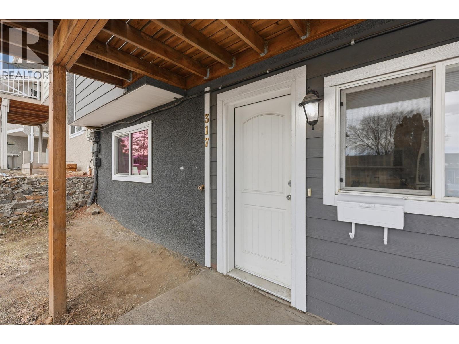 317 Waddington Drive, Kamloops