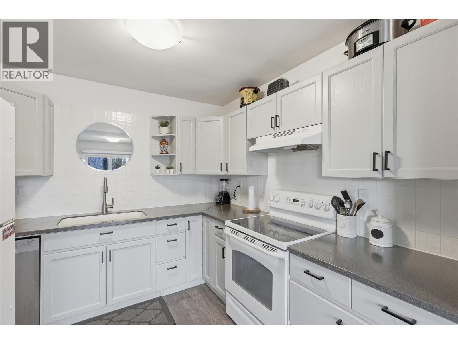 317 Waddington Drive, Kamloops