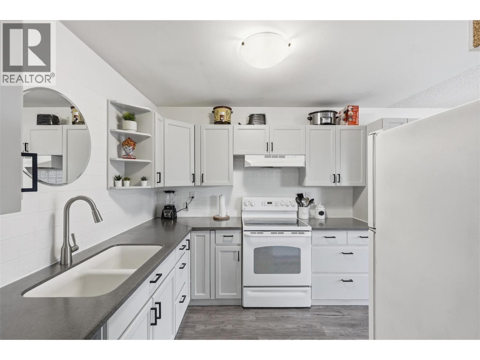 317 Waddington Drive, Kamloops