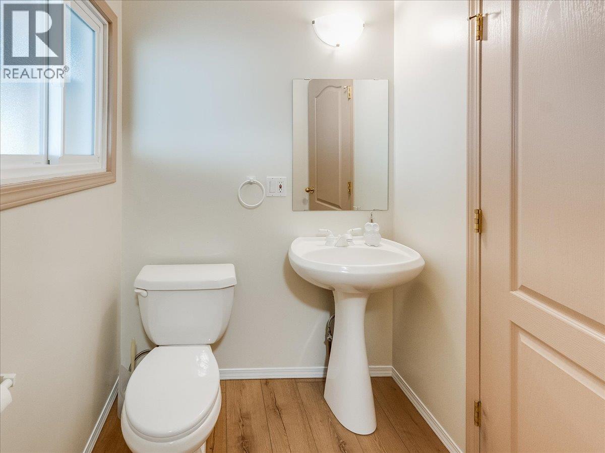 2007 Valleyview Drive, Trail