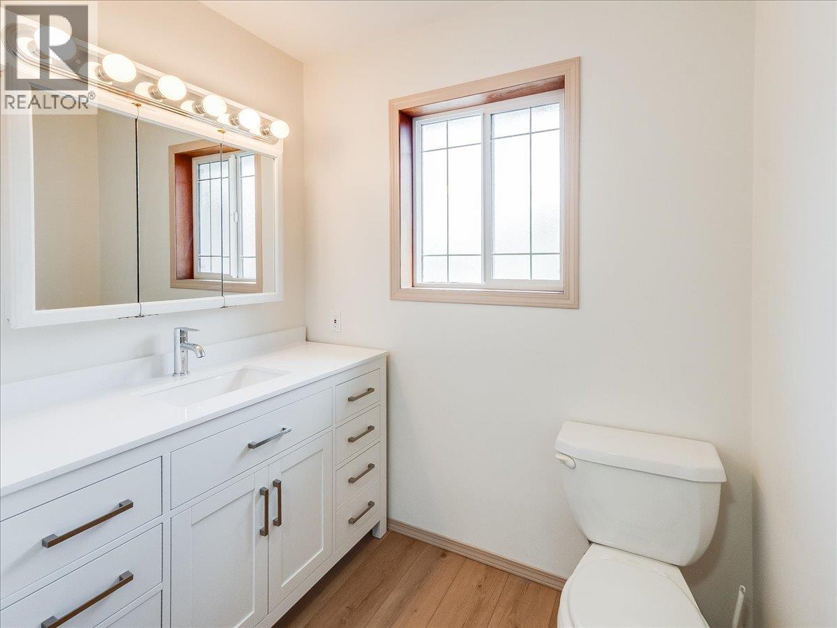 2007 Valleyview Drive, Trail