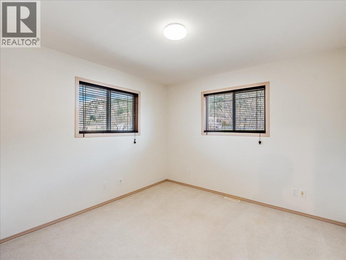 2007 Valleyview Drive, Trail