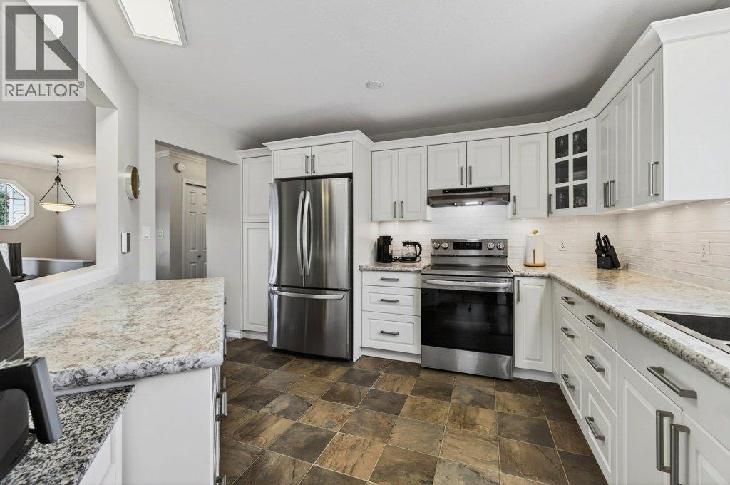 2090 14 Street SW, Salmon Arm