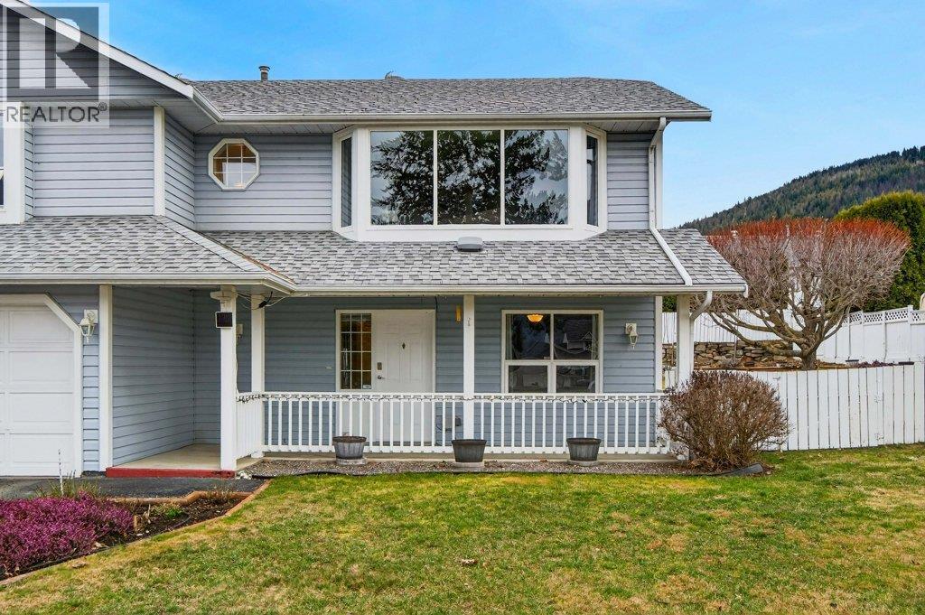 2090 14 Street SW, Salmon Arm